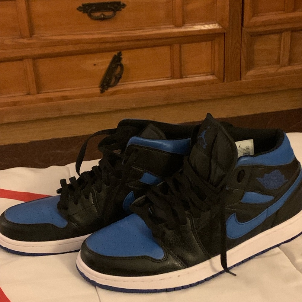 Men’s Nike air Jordans shoes brand new